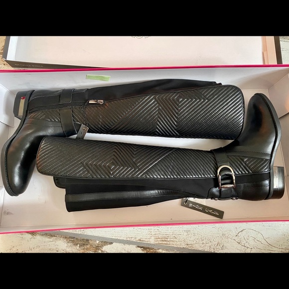 Vince Camuto blk boot - Picture 2 of 8